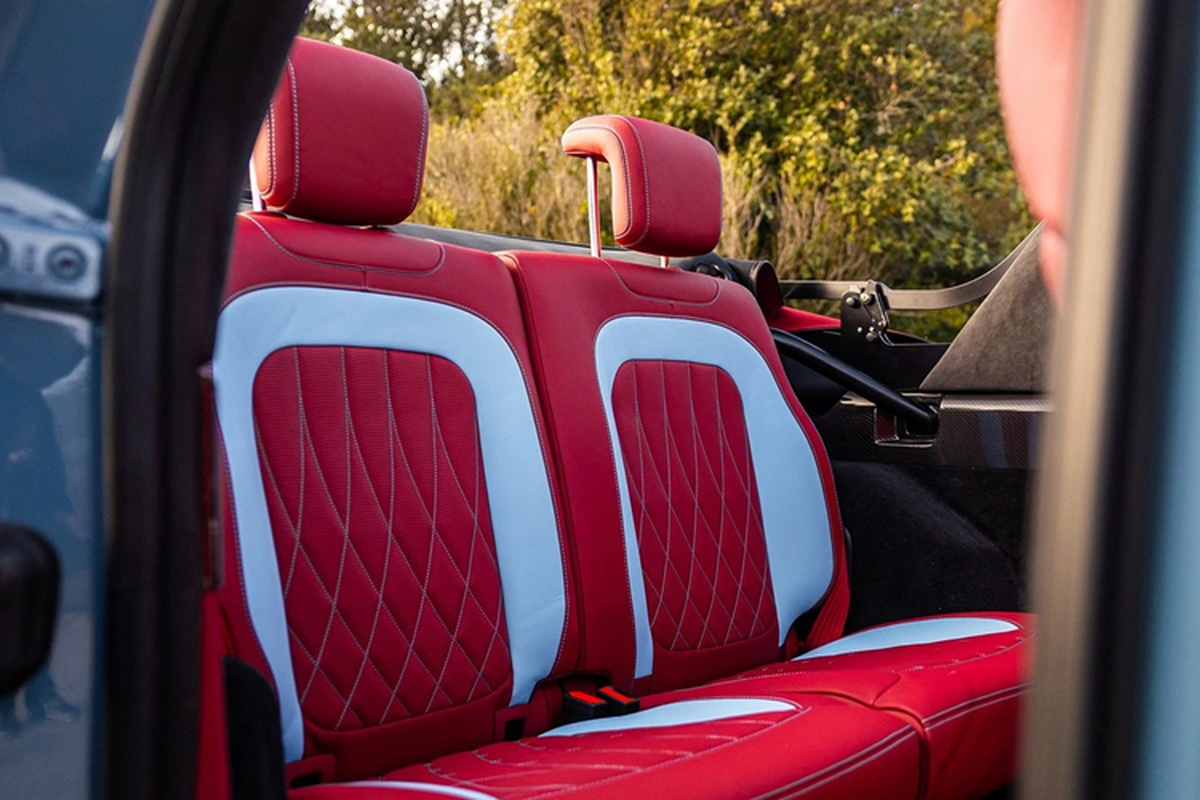 Chi tiết SUV Mercedes-AMG G63 Cabriolet mui trần giá hơn 30 tỷ đồng - Hình 7 Chi tiet SUV Mercedes-AMG G63 Cabriolet mui tran gia hon 30 ty dong-Hinh-7