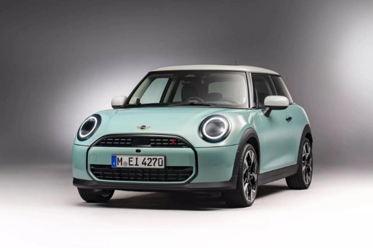 MINI Cooper 2025 hon 707 trieu dong thiet ke toi gian, noi that xin so