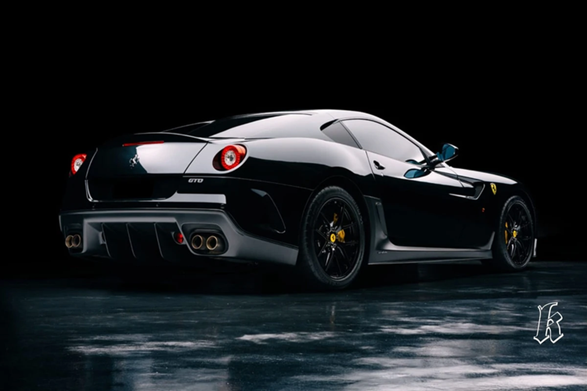 Ngắm dàn siêu xe Ferrari triệu đô của tay đua F1 Lewis Hamilton - Hình 4 Ngam dan sieu xe Ferrari trieu do cua tay dua F1 Lewis Hamilton-Hinh-4