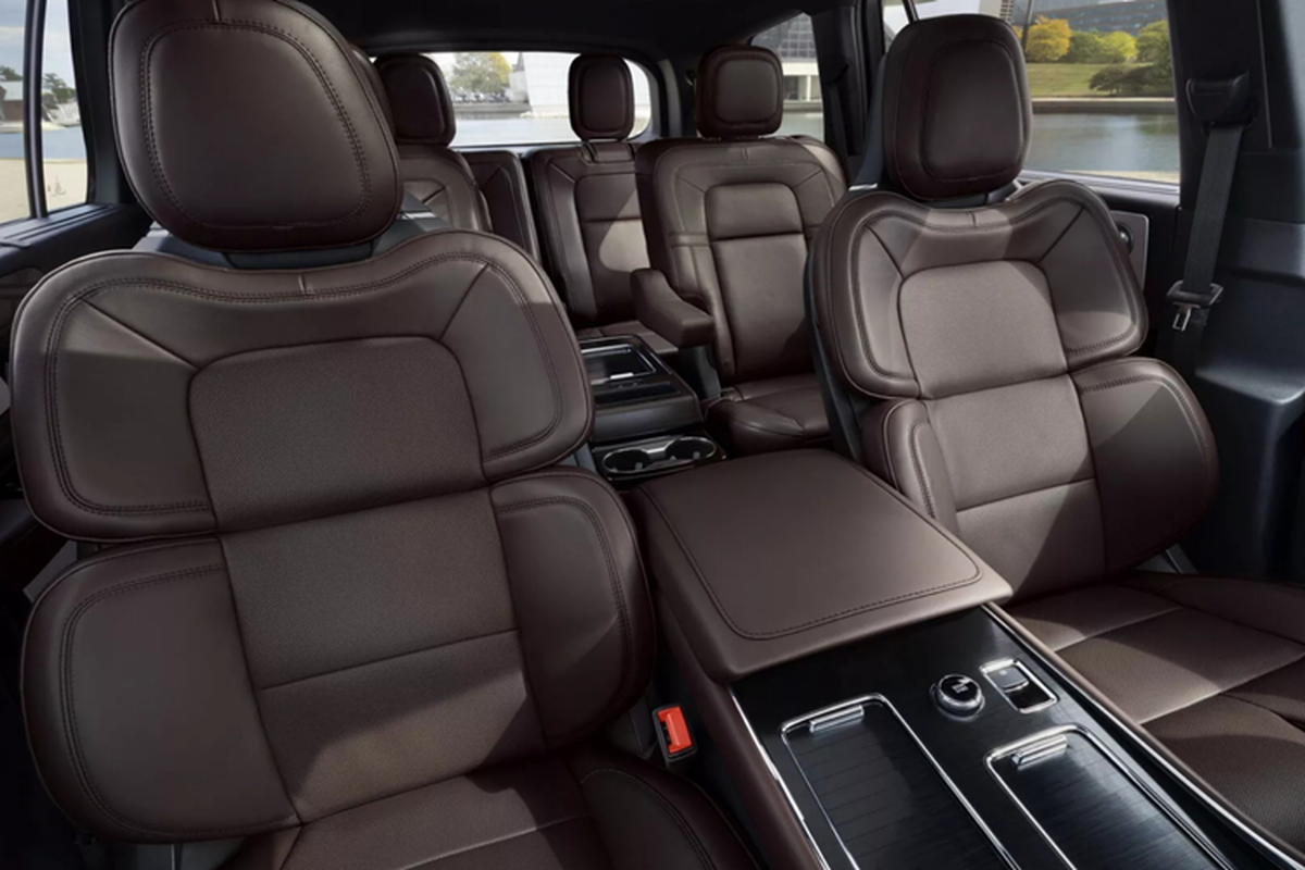 Cận cảnh Lincoln Aviator 2025 từ 1,42 tỷ đồng, thêm công nghệ xịn sò - Hình 5 Can canh Lincoln Aviator 2025 tu 1,42 ty dong, them cong nghe xin so-Hinh-5