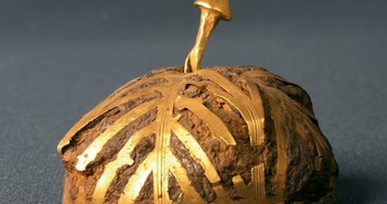 Kho báu 3.000 năm tuổi làm từ kim loại bên ngoài Trái đất