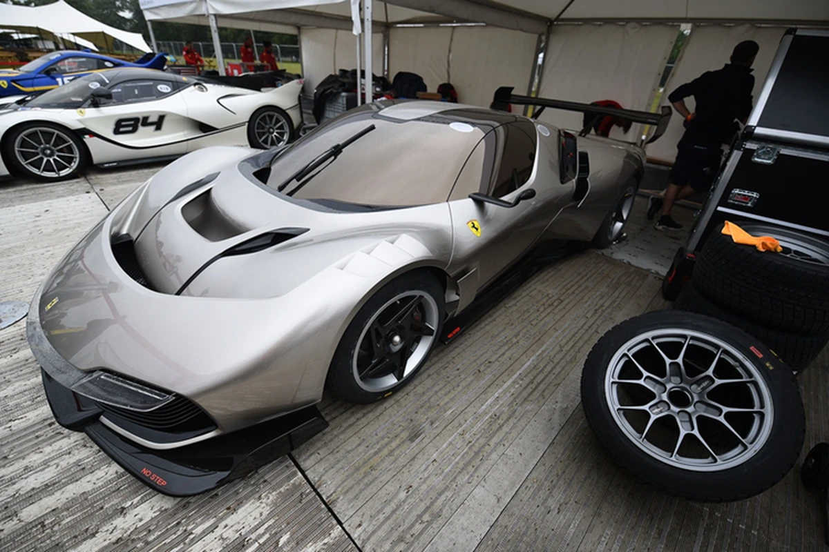Ferrari KC23 - siêu xe đua độc nhất thế giới cánh gió có thể tháo rời - Hình 7 Ferrari KC23 - sieu xe dua doc nhat the gioi canh gio co the thao roi-Hinh-7