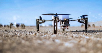Công nghệ điều khiển 2024 drone đêm 30 ở Hồ Tây có gì đặc biệt? Công nghệ điều khiển 2024 drone đêm 30 ở Hồ Tây có gì đặc biệt?