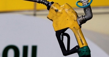 Giá dầu giảm bất chấp nguồn cung thắt chặt