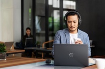 Dell ra mắt loạt tai nghe tích hợp AI đầu tiên