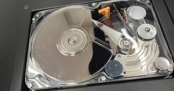 Sony phát triển công nghệ giúp tăng gấp đôi dung lượng ổ cứng Sony phát triển công nghệ giúp tăng gấp đôi dung lượng ổ cứng