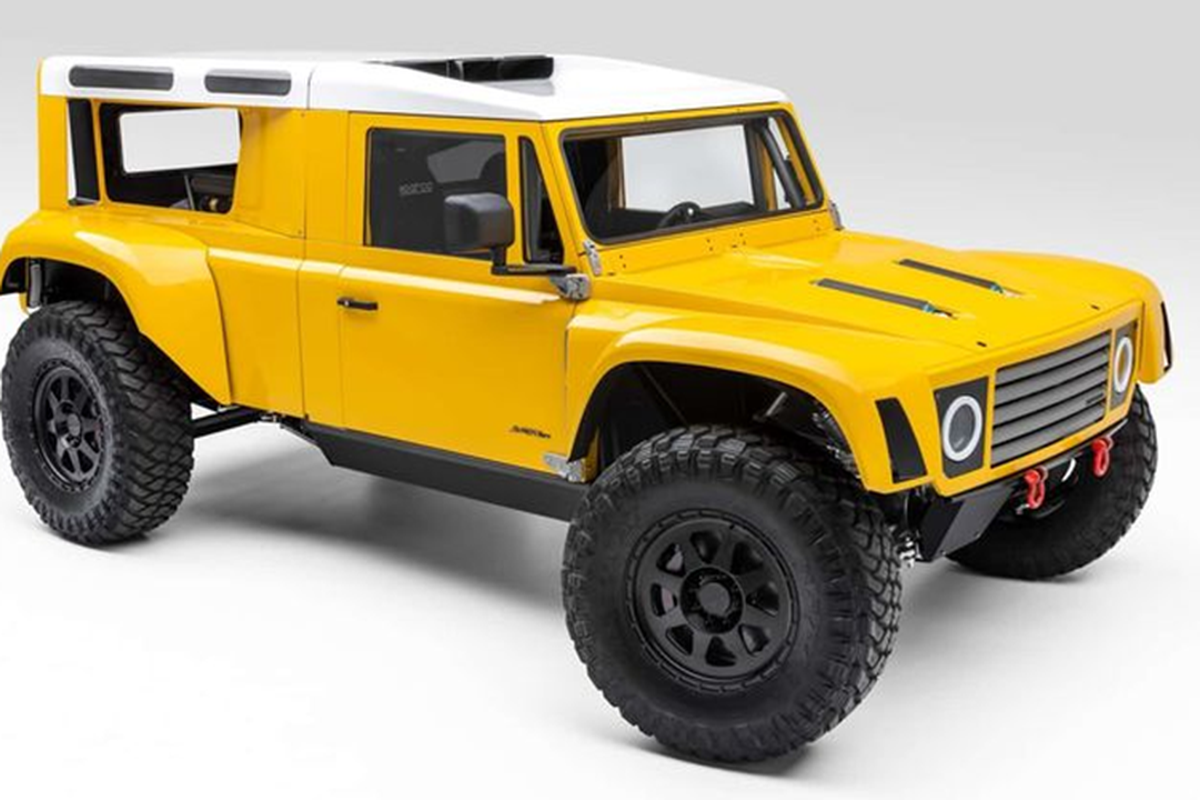 Land Rover cổ điển công suất 1.100 mã lực, giá bán tới 36 tỷ đồng - Hình 2 Land Rover co dien cong suat 1.100 ma luc, gia ban toi 36 ty dong-Hinh-2