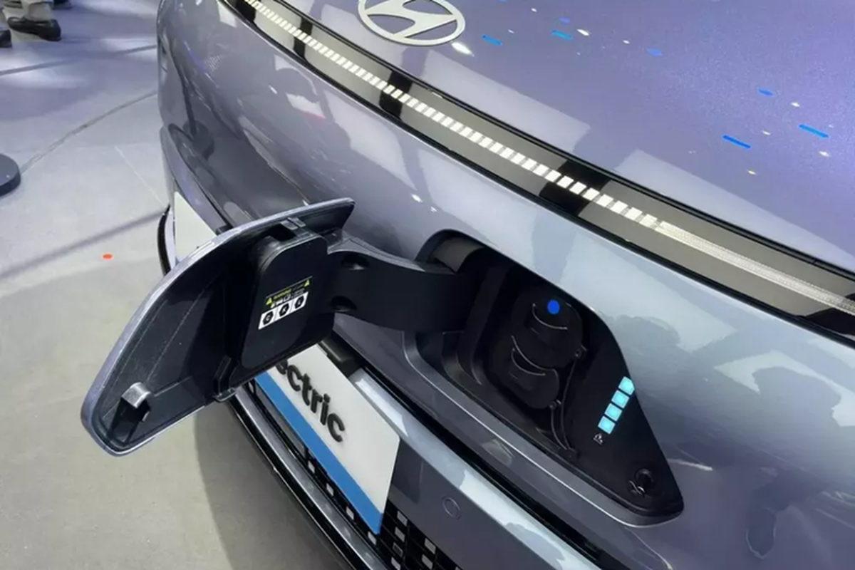 Hyundai Kona Electric ra mắt Đông Nam Á, "đối thủ" của VinFast VF6 - Hình 9 Hyundai Kona Electric ra mat Dong Nam A,