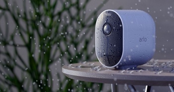 Camera an ninh ngoải trời Arlo Pro 4: Tốt nhất năm 2021 Camera an ninh ngoải trời Arlo Pro 4: Tốt nhất năm 2021