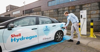 Chủ xe ô tô chạy bằng nhiên liệu hydro gặp khó tại Mỹ Chủ xe ô tô chạy bằng nhiên liệu hydro gặp khó tại Mỹ