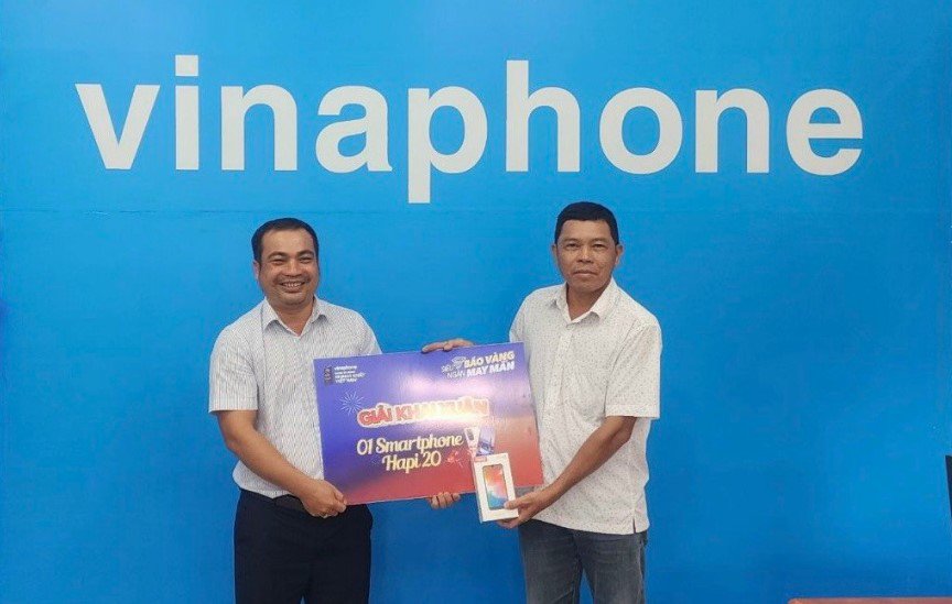 Đón năm mới, hàng trăm khách hàng VinaPhone trúng thưởng giải vàng SJC 9999