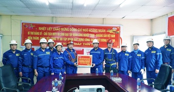 Chủ tịch HĐTV TKV Ngô Hoàng Ngân thăm, chúc Tết tại Quảng Ninh Chủ tịch HĐTV TKV Ngô Hoàng Ngân thăm, chúc Tết tại Quảng Ninh