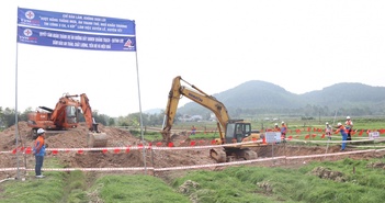 Mùa Xuân đặc biệt trên công trường dự án đường dây 500kV mạch 3 Quảng Trạch – Phố Nối Mùa Xuân đặc biệt trên công trường dự án đường dây 500kV mạch 3 Quảng Trạch – Phố Nối