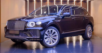 Bentley Bentayga EWB Azure từ 25 tỷ về Việt Nam có gì thú vị?