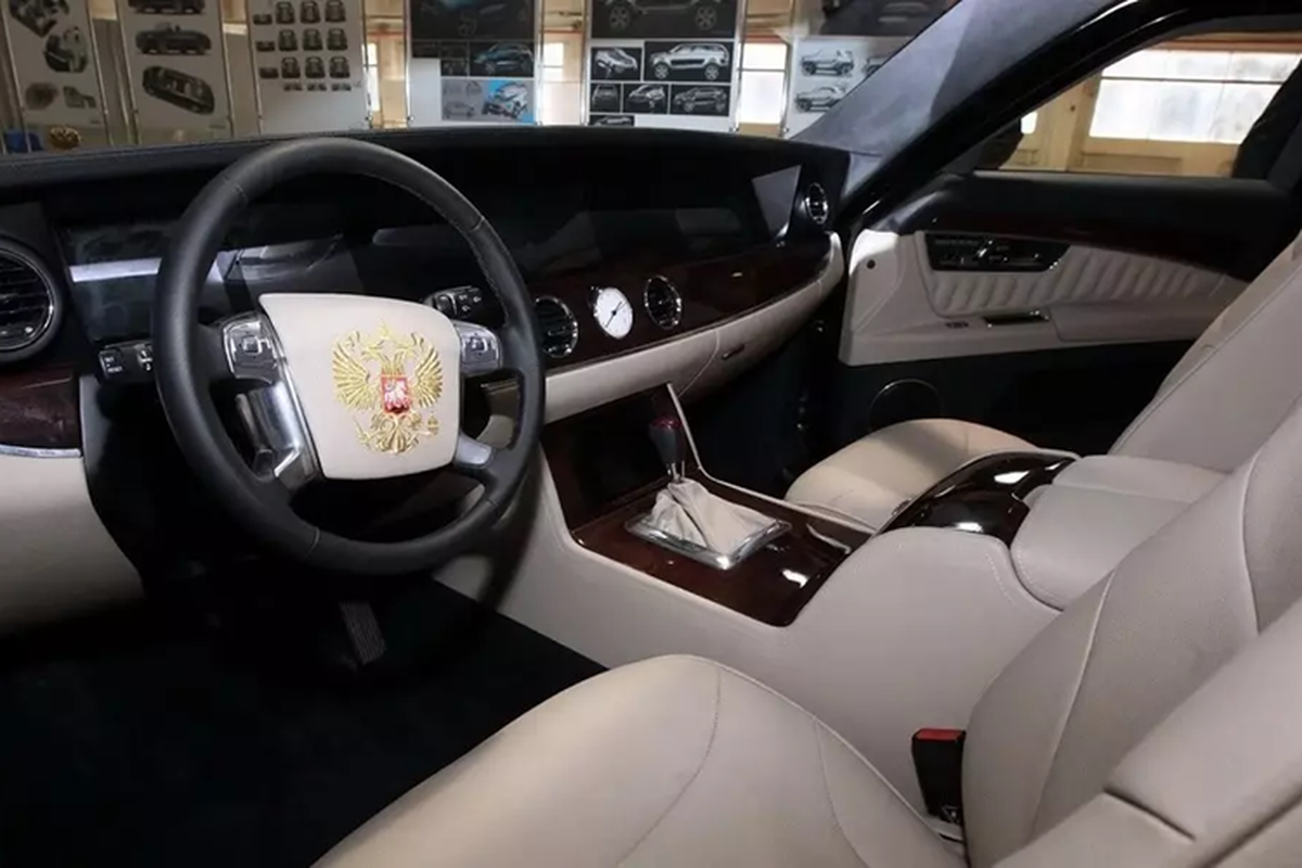 Tong thong Putin tang “Rolls-Royce Nga” cho ong Kim Jong Un-Hinh-5