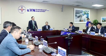 Chủ tịch Ủy ban Quản lý vốn Nhà nước tại doanh nghiệp làm việc với EVN