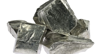 Hé lộ bí mật về indium, thứ kim loại còn đắt hơn cả vàng Hé lộ bí mật về indium, thứ kim loại còn đắt hơn cả vàng
