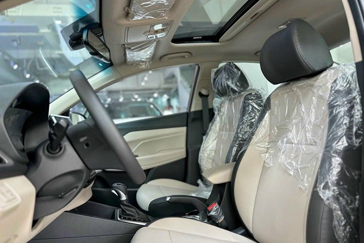 Một số đại lý Hyundai giảm giá mạnh xe Accent số VIN 2023 để dọn kho - 4