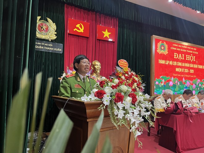Thiếu tướng Vũ Hùng Vương, Phó Chủ tịch Hội cựu Công an nhân dân Việt Nam phát biểu tại Đại hội