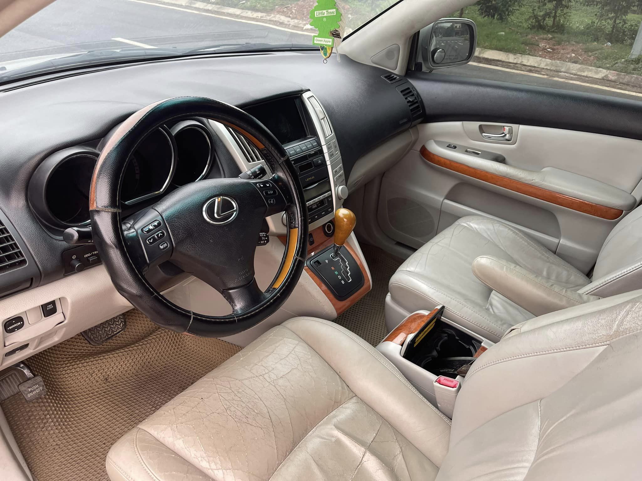 Xe hiếm Lexus RX400h rao giá 260 triệu đồng tại Việt Nam- Ảnh 3.