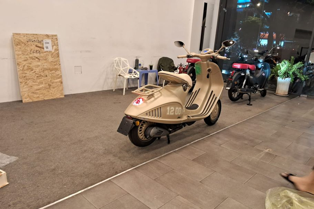 Vespa 946 Dragon "bằng xương bằng thịt" tại Việt Nam, khoảng 2 tỷ đồng? - Hình 8 Vespa 946 Dragon