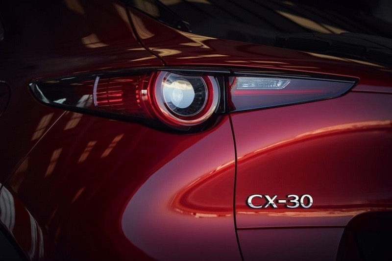 Cận cảnh Mazda CX-30 2024 vừa ra mắt tại Philippines, giá 878,8 triệu đồng
