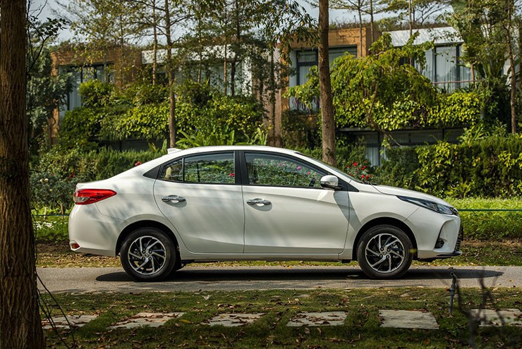 Đánh giá Toyota Vios: Sedan “quốc dân” có thêm mức giá ưu đãi mới - 3
