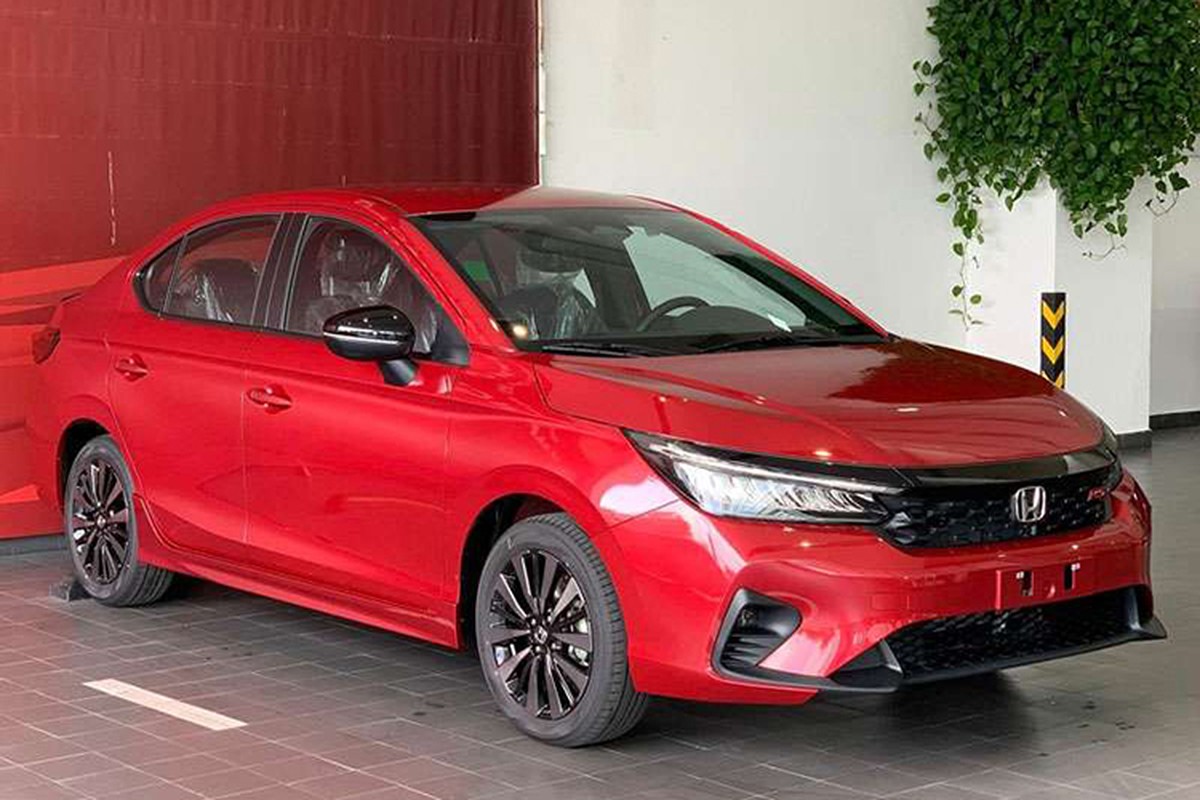 Toyota Vios giảm giá niêm yết, Honda City cũng ưu đãi 89 triệu