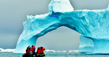 Trung Quốc tham vọng khoan sâu 3.600 m vào hồ băng Nam Cực tìm sự sống Trung Quốc tham vọng khoan sâu 3.600 m vào hồ băng Nam Cực tìm sự sống