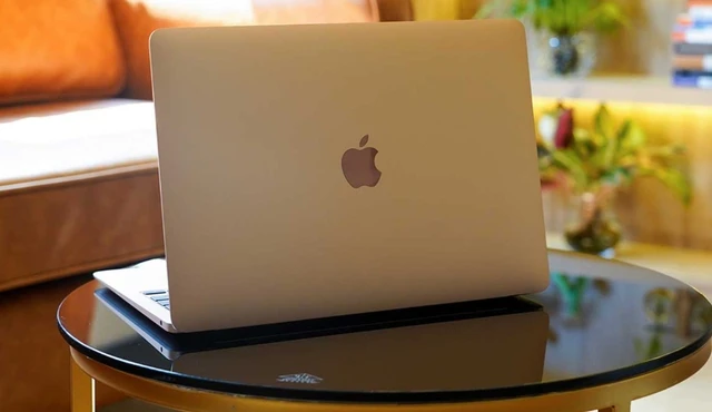 Apple giảm giá MacBook Air M2, ngừng sản xuất hai mẫu MacBook Air