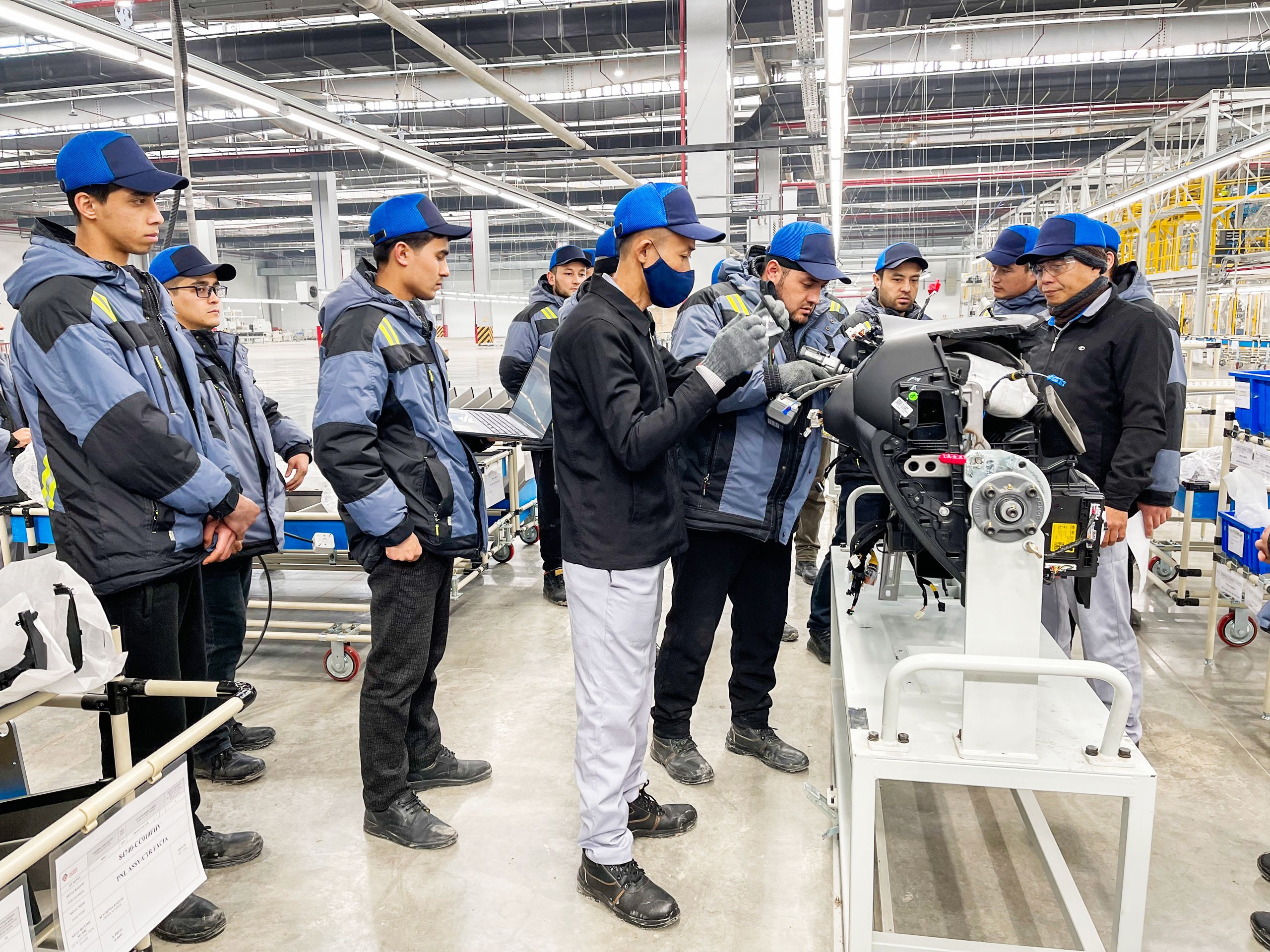 Nhà máy THACO KIA tham gia giám sát sản xuất xe Kia Sonet tại Uzbekistan - Ảnh 2.