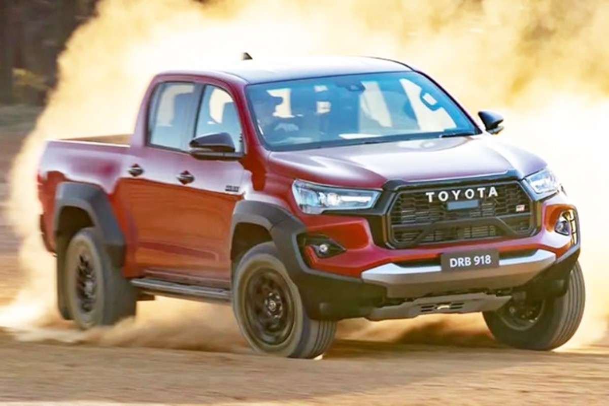 Toyota Hilux GR Sport có gì để "thách thức” vua bán tải Ford Ranger? - Hình 9 Toyota Hilux GR Sport co gi de