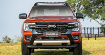 Đại lý báo giá Ford Ranger Stormtrak khoảng 1,059 tỷ tại Việt Nam