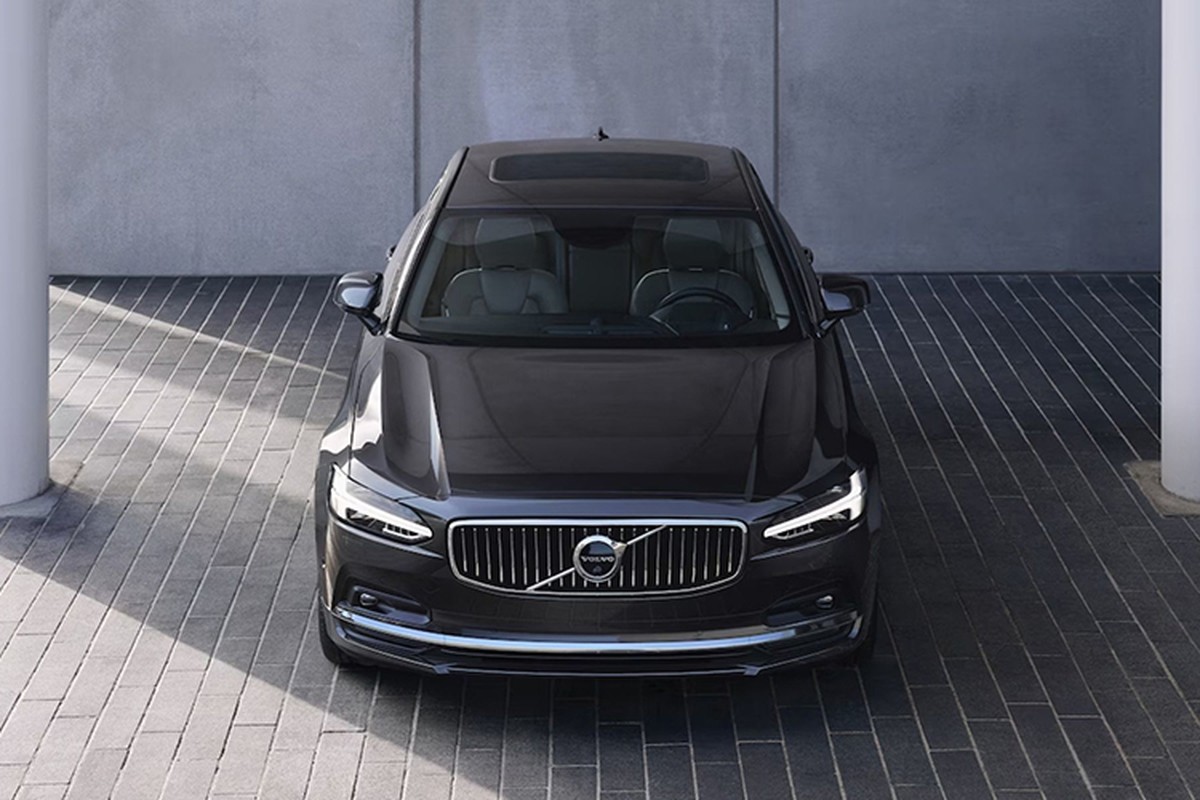 Volvo S90 Recharge Ultimate về Việt Nam gần 3 tỷ, "ăn" 1,4 lít xăng/100km - Hình 4 Volvo S90 Recharge Ultimate ve Viet Nam gan 3 ty,