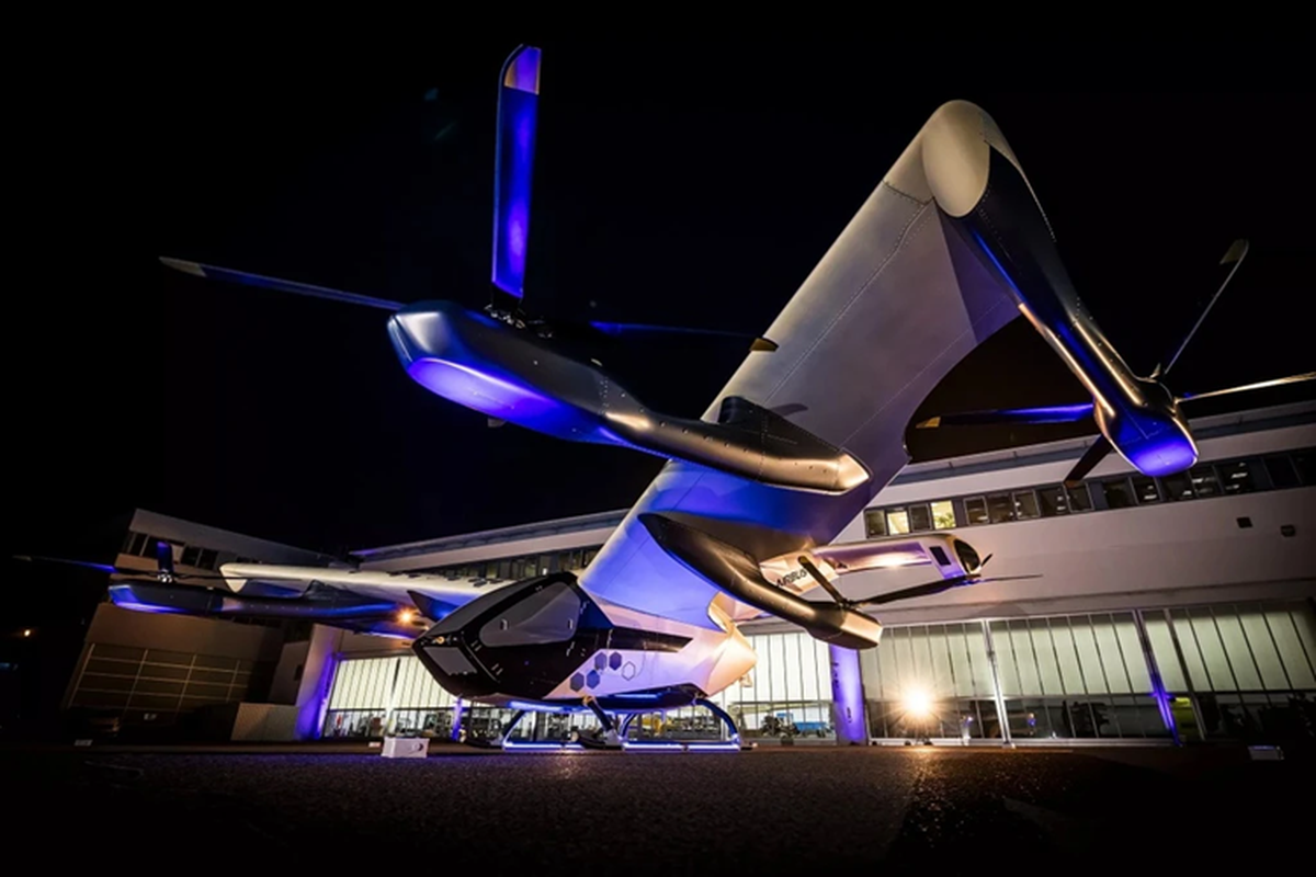 Airbus thử nghiệm ôtô bay CitiAirbus NextGen chạy điện tại châu Âu - Hình 5 Airbus thu nghiem oto bay CitiAirbus NextGen chay dien tai chau Au-Hinh-5