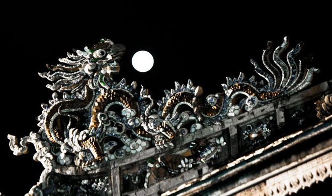 Con rồng trong mỹ thuật triều Nguyễn