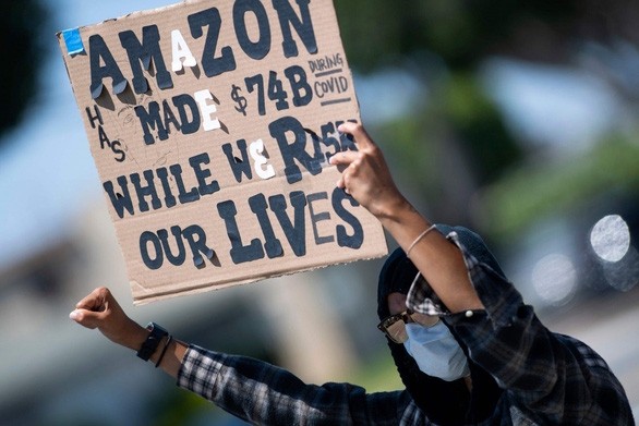 Amazon phản bác chỉ trích về sa thải người tố cáo, biểu tình.