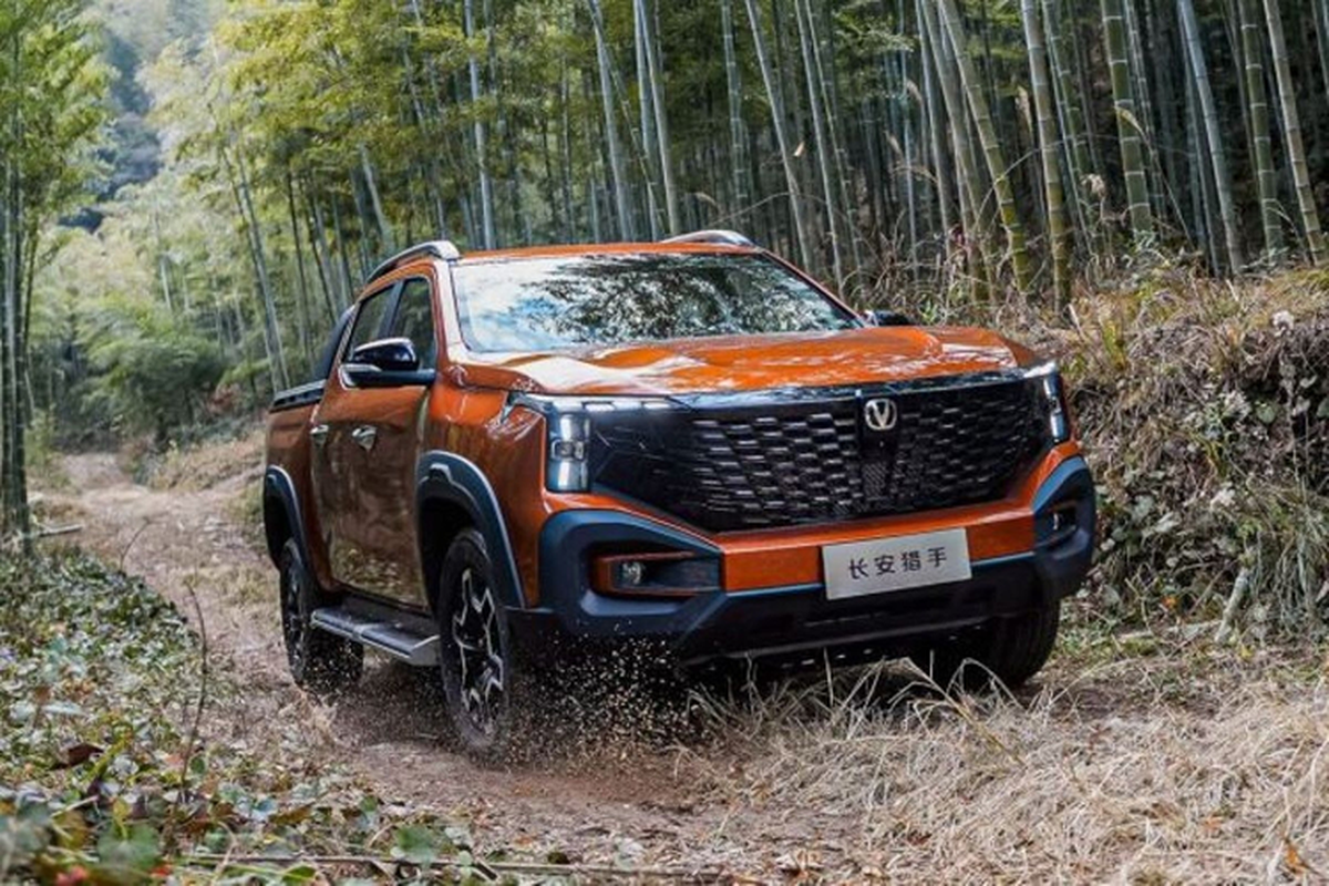 Changan Hunter EREV - bán tải chạy điện tầm xa từ 482 triệu đồng - Hình 10 Changan Hunter EREV - ban tai chay dien tam xa tu 482 trieu dong-Hinh-10