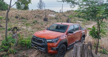 Fortuner nâng cấp động cơ, Hilux thêm trang bị, giảm giá bán trở lại vào tháng 5 Fortuner nâng cấp động cơ, Hilux thêm trang bị, giảm giá bán trở lại vào tháng 5