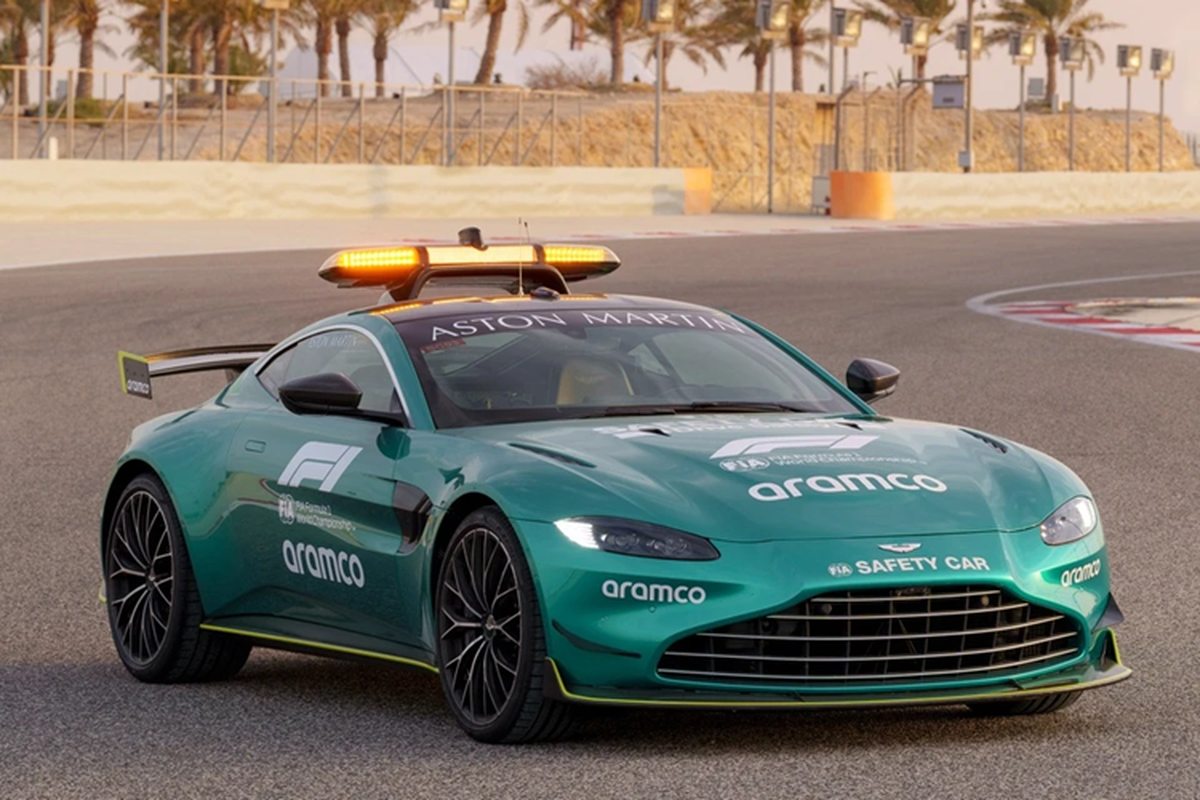 Aston Martin Vantage vừa ra mắt làm nhiệm vụ FIA tại F1 2024 - Hình 16 Aston Martin Vantage vua ra mat lam nhiem vu FIA tai F1 2024-Hinh-16