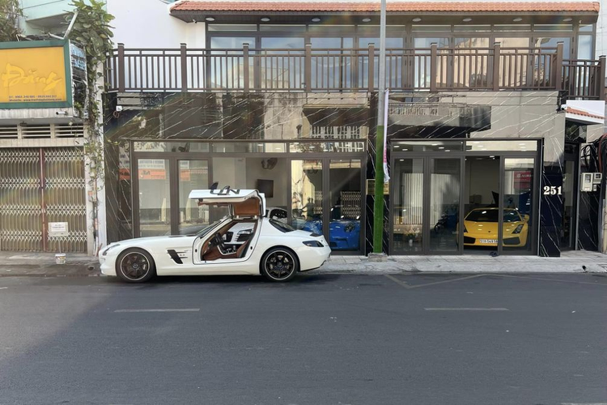 Ngắm Mercedes-Benz SLS AMG của “vua cafe” Đặng Lê Nguyên Vũ - Hình 3 Ngam Mercedes-Benz SLS AMG cua “vua cafe” Dang Le Nguyen Vu-Hinh-3