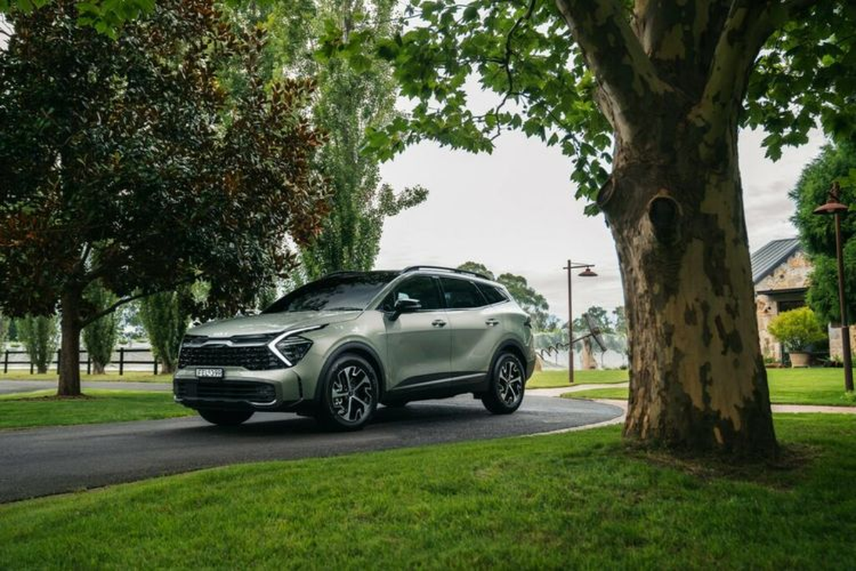 Kia Sportage HEV 2024 moi - manh 227 ma luc, gia tu 730 trieu dong-Hinh-2