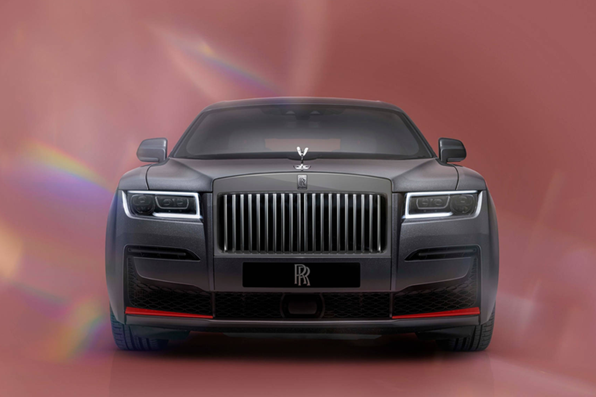 Rolls-Royce Ghost Prism bản kỷ niệm 120 năm dành cho giới đại gia - Hình 3 Rolls-Royce Ghost Prism ban ky niem 120 nam danh cho gioi dai gia-Hinh-3