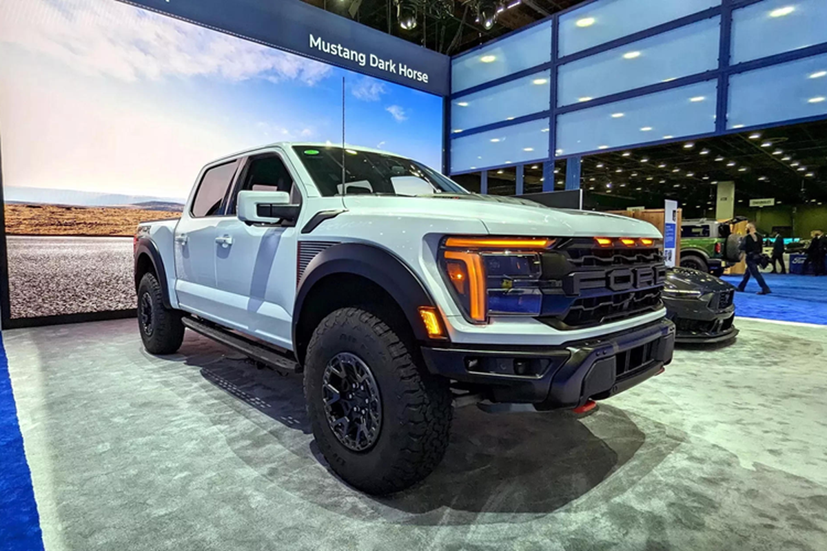 Chi tiết Ford F-150 Raptor R 2024 mạnh 730 mã lực, giá 1,946 tỷ đồng Chi tiet Ford F-150 Raptor R 2024 manh 730 ma luc, gia 1,946 ty dong