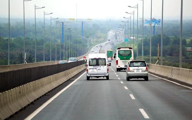 Lái xe trên cao tốc TP.HCM - Long Thành - Dầu Giây: Cần lưu ý gì?- Ảnh 1.