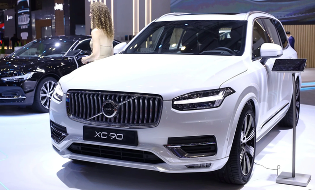 Xe SUV 'xịn' nhất của Volvo tại Việt Nam bị triệu hồi vì lỗi dây an toàn- Ảnh 1.