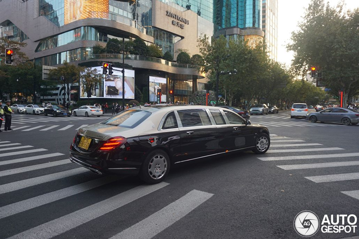 "Ông trùm" Pagani sử dụng Mercedes-Maybach S680 Pullman tại Trung Quốc - Hình 11