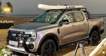 Ford Ranger Stormtrak xuất hiện tại Việt Nam, giá tiền tỉ? Ford Ranger Stormtrak xuất hiện tại Việt Nam, giá tiền tỉ?