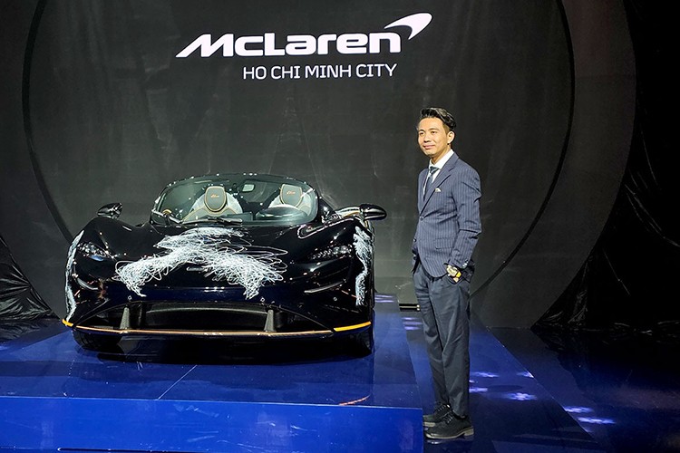 McLaren Elva gần 200 tỷ của Minh Nhựa "lặn mất tăm" trên mạng xã hội