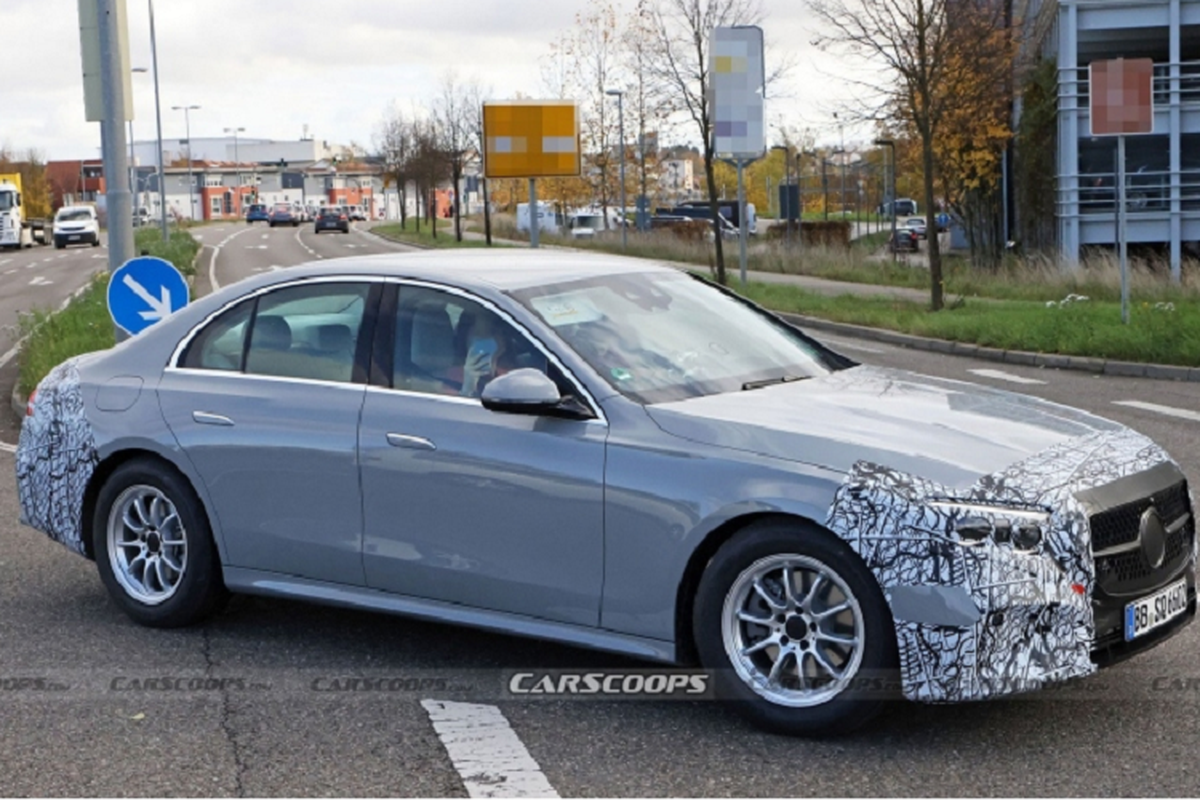 Mercedes-Benz E-Class 2024 lo dien voi thiet ke nhu “tieu” S-Class